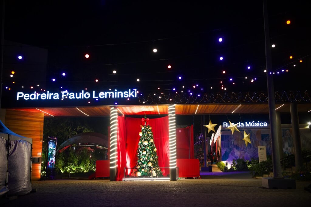Projeto natalino combina música, luz, decoração especial, gastronomia e muito rock n'roll, com o "Ho Ho Natal Rock n'Roll" / Fotos: Vinicius Grosbelli