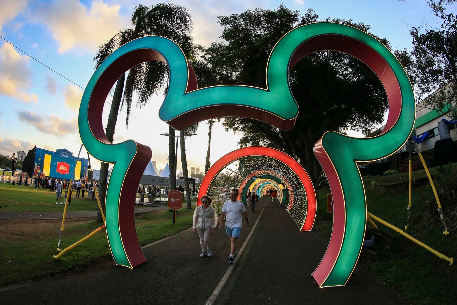 Curitiba terá fim de semana ensolarado com cultura, gastronomia e experiências imperdíveis